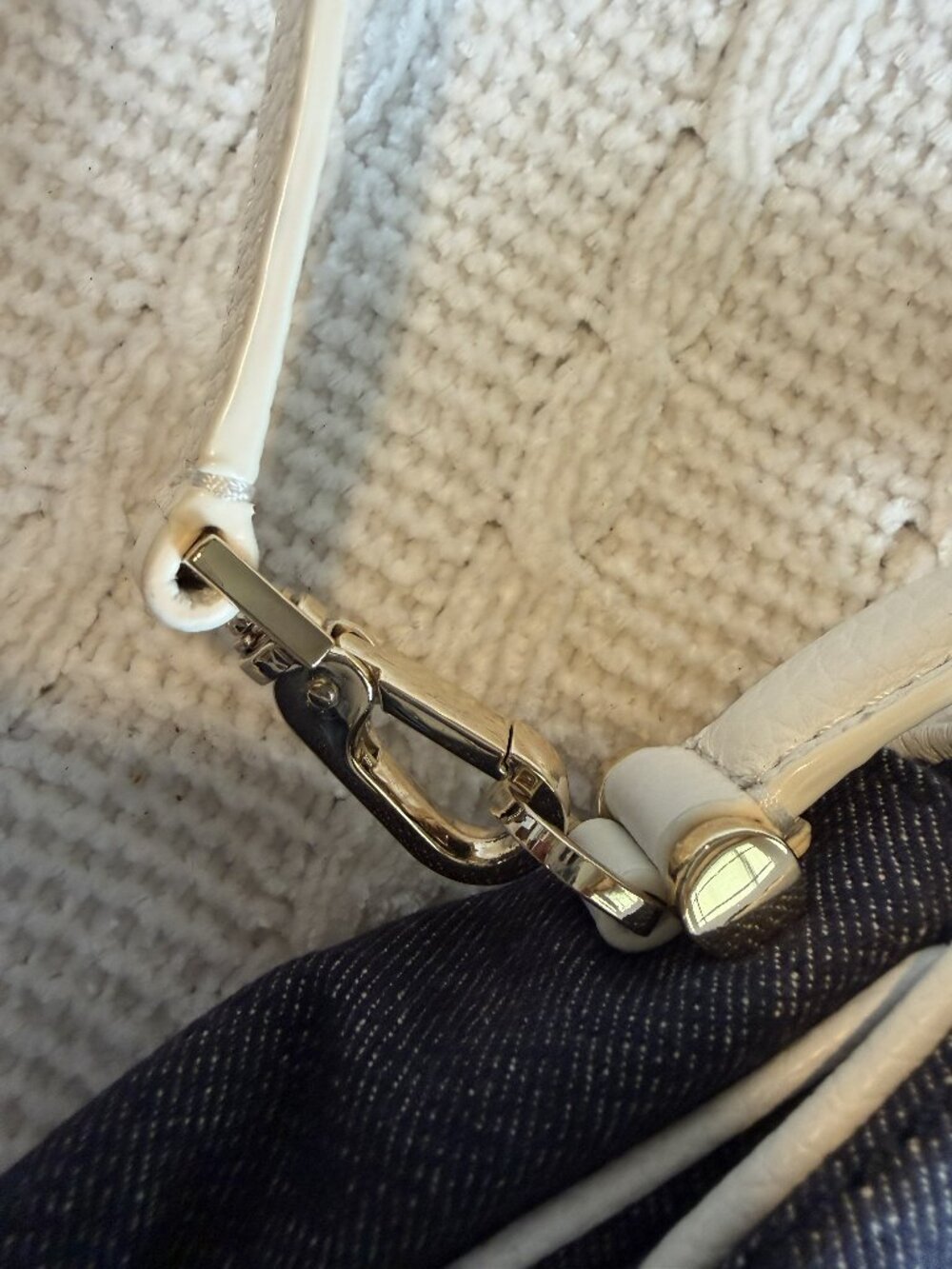 Kate Spade denim crossbody - Picture 5 of 12